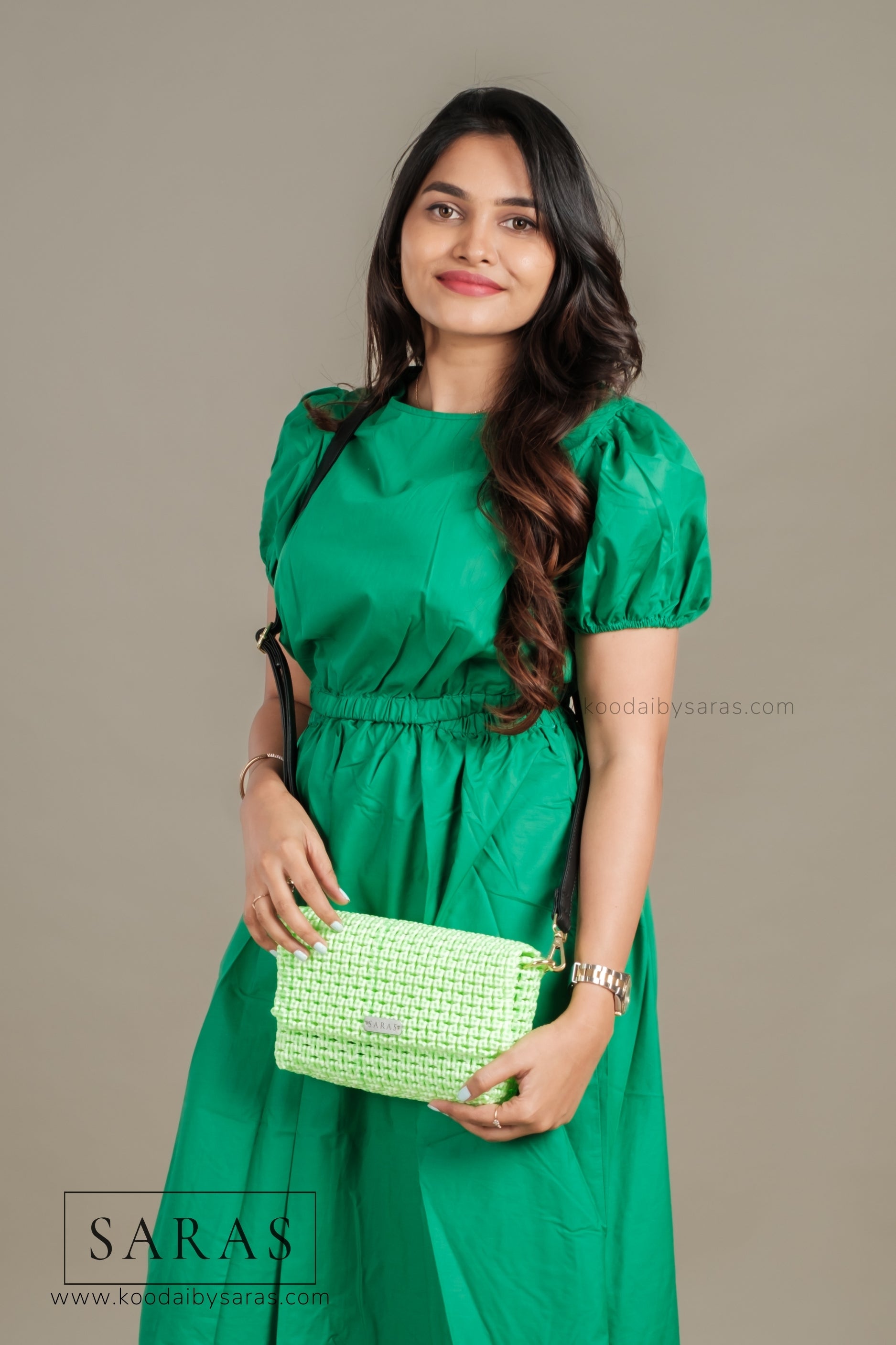 Green Box Sling (comes with Leather Body Strap and changeable Gold Chain Sling) - SARAS