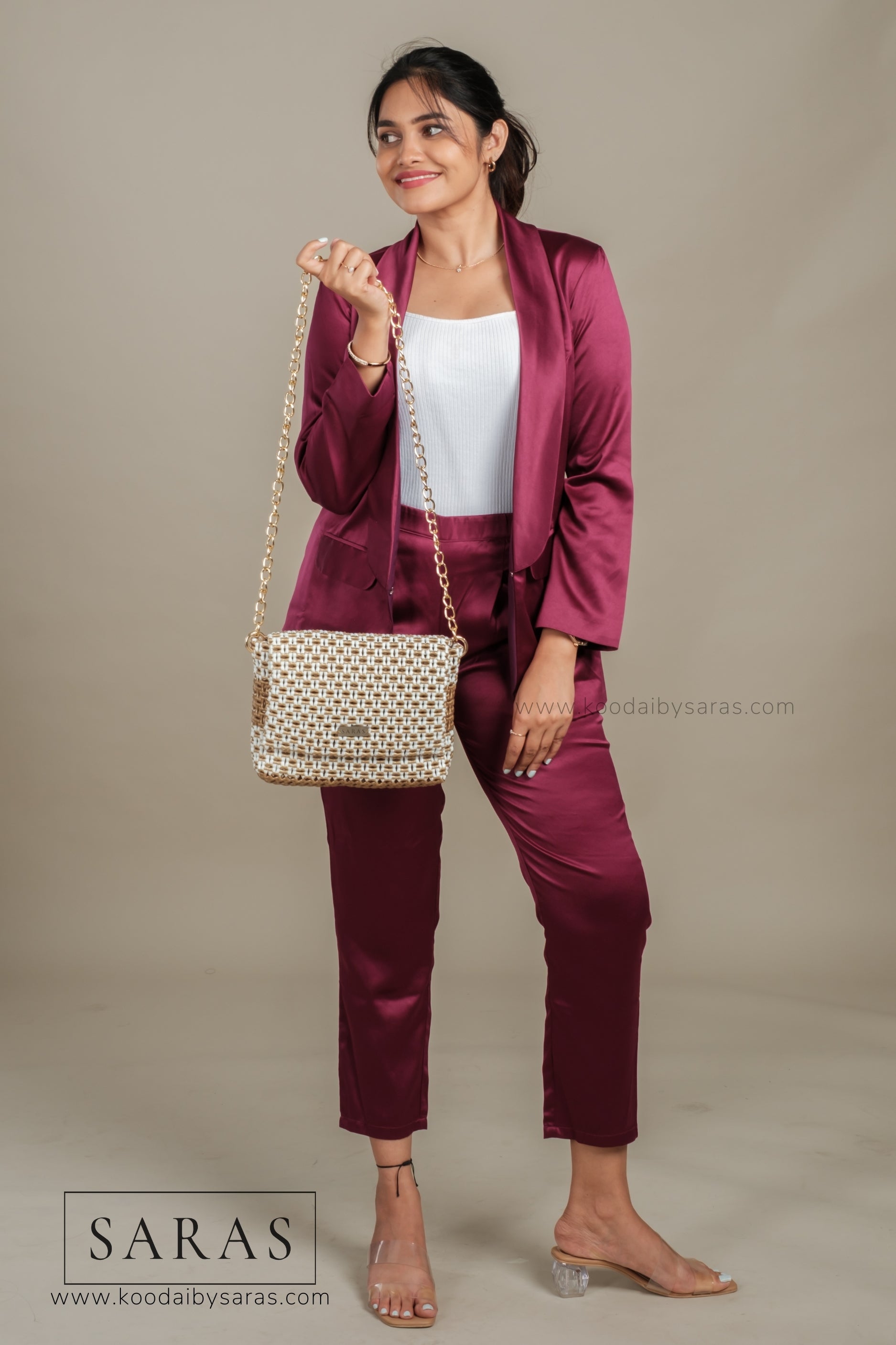 Gold X White Sling Koodai (Comes with removable Gold Chain Sling) - SARAS