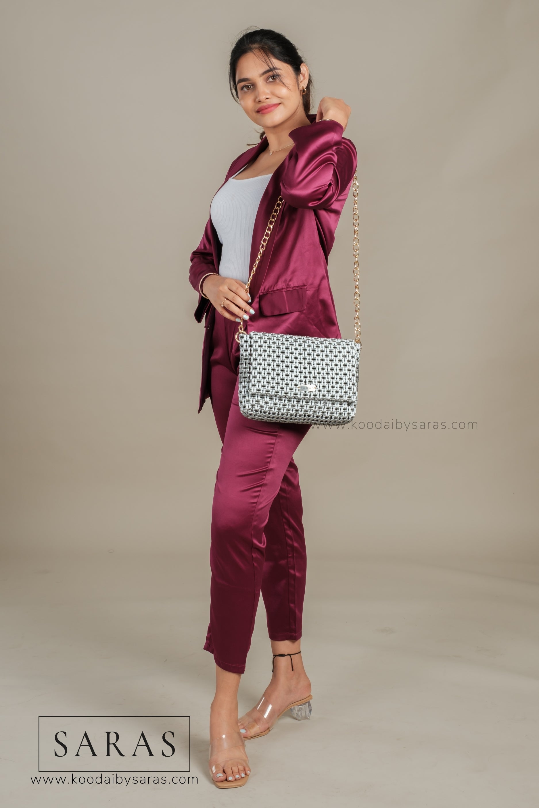 Gray X White Sling Koodai (Comes with removable Gold Chain Sling) - SARAS