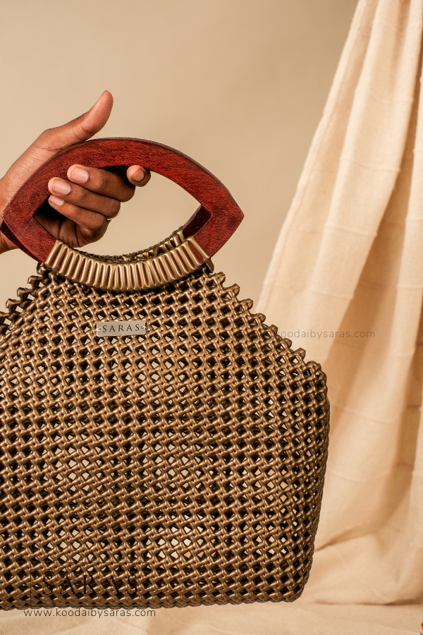 Gold Kai Koodai - SARAS
